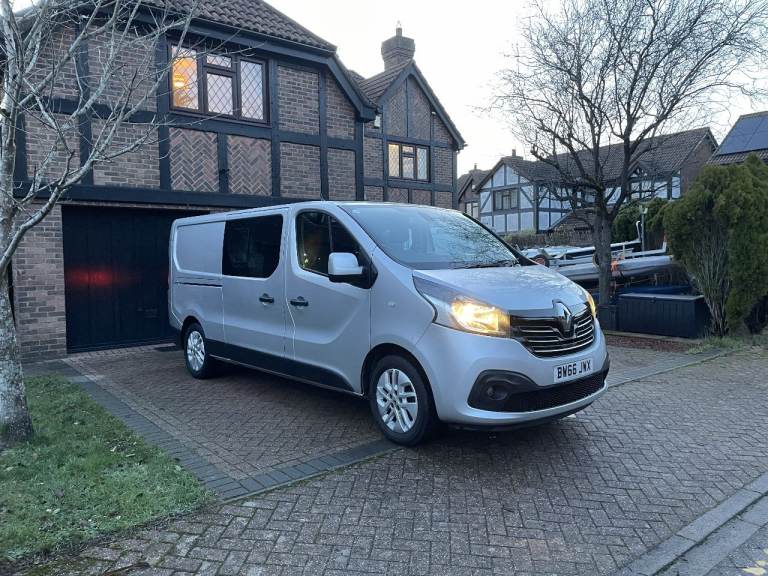 Renault, TRAFIC, Sport  Crew Van, 2017, Manual, 1598 (cc)