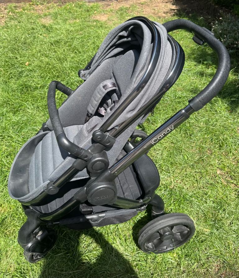 iCandy Peach 7 Pushchair & Accessories bundle - Good Condition