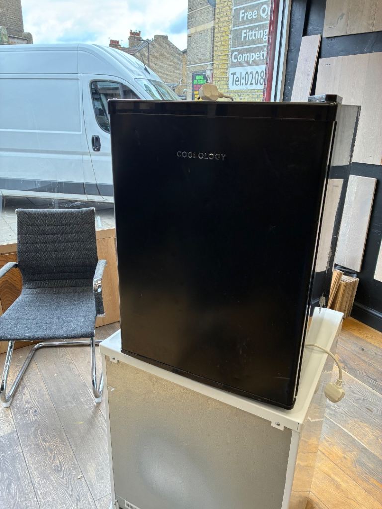 £45 each Counter Fridge 65L Small Fridge with Chiller Box Removable Shelf Mini Ref Black & White 