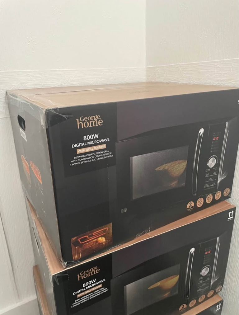 GEORGE 800W powerful Digital Microwave with Grill in Black  1000W GRILL POWER  800W MICROWAVE POWER