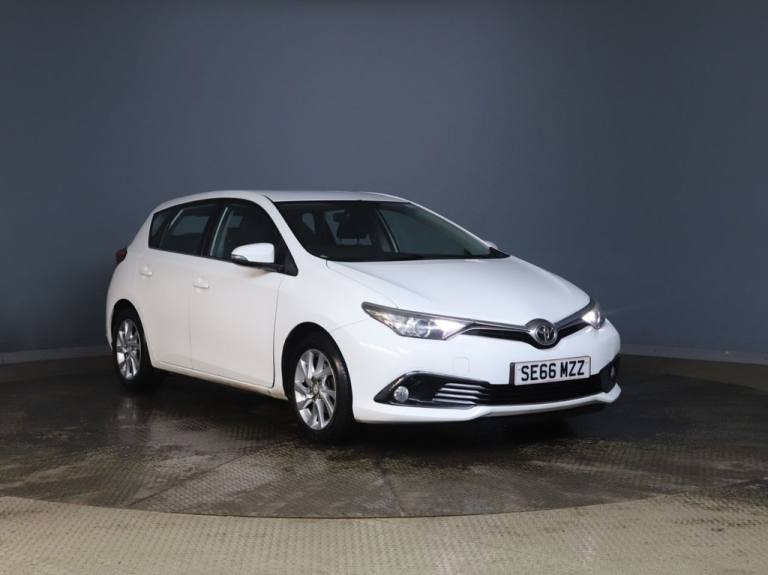 2017 Toyota Auris 1.6 D-4D Business Edition Hatchback 5dr Diesel Manual Euro 6 (s/s) (112 ps) Hat...