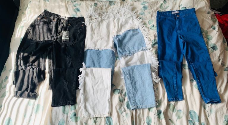 Clothes bundle 