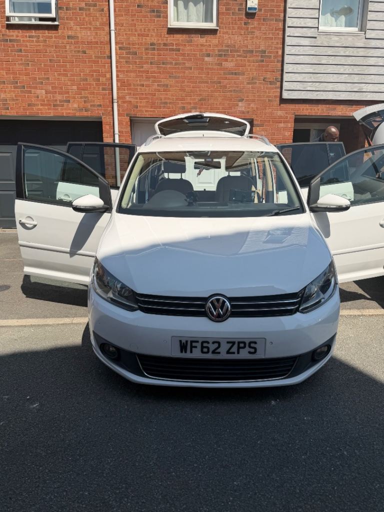 Volkswagen, TOURAN, MPV, 2012, Semi-Auto, 1968 (cc), 5 doors