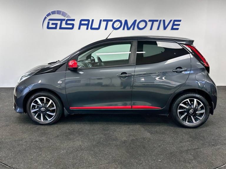 2020 Toyota AYGO 1.0 VVT-i X-TREND FUNROOF X-SHIFT AUTO FIVE DOOR 70 BHP Hatchback Petrol Automatic