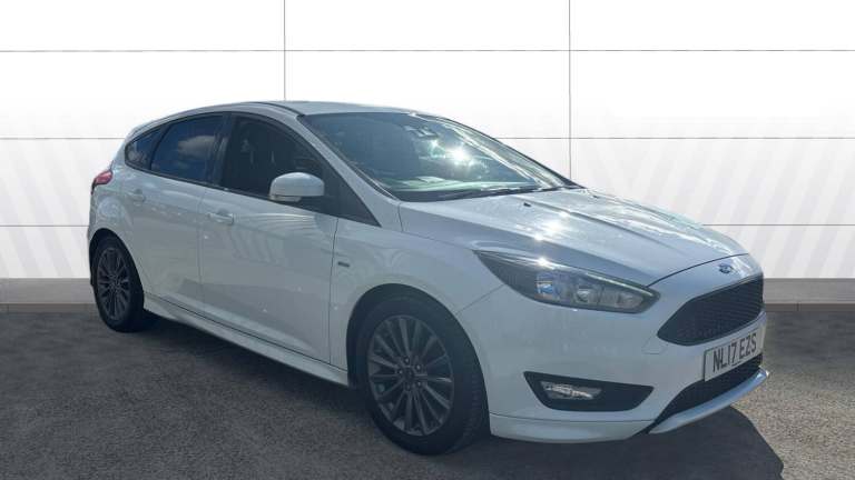 2017 Ford Focus 1.5 TDCi 120 ST-Line 5dr Diesel Hatchback Hatchback Diesel Manual