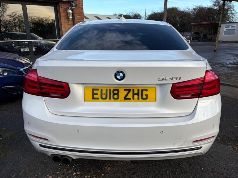 2018 BMW 3 Series 320i Sport 4dr SALOON PETROL Manual