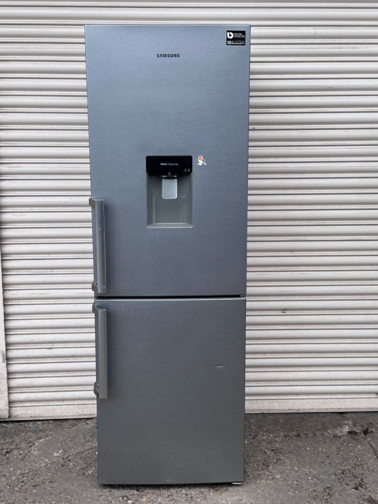 Samsung fridge freezer water dispenser silver 3 months warranty