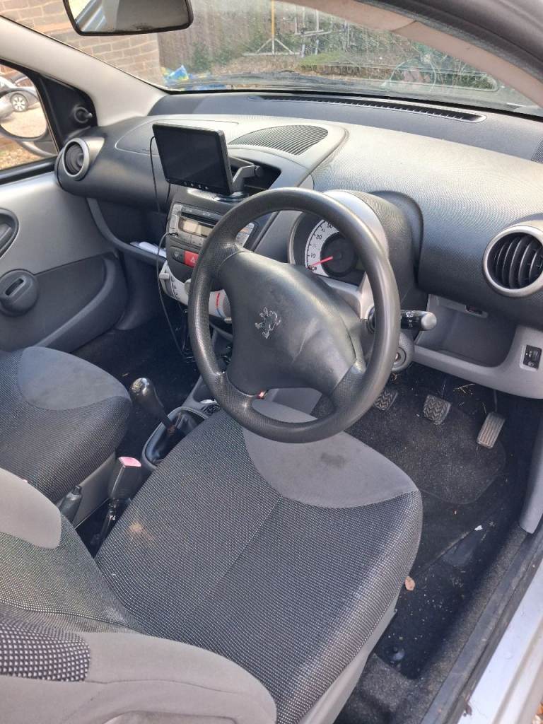 Peugeot 107 for sale mot Dec 26