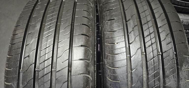 205 55 16   2 x tyres Goodyear Efficient Grip Performance 2