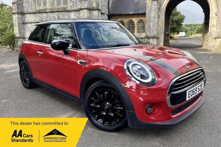 MINI HATCH 1.5 Cooper Classic Steptronic Euro 6 (s/s) 3dr 2019
