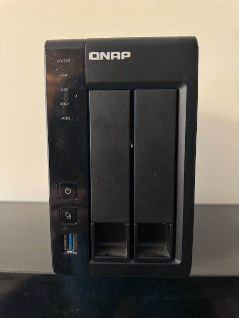 QNAP TS-251+
