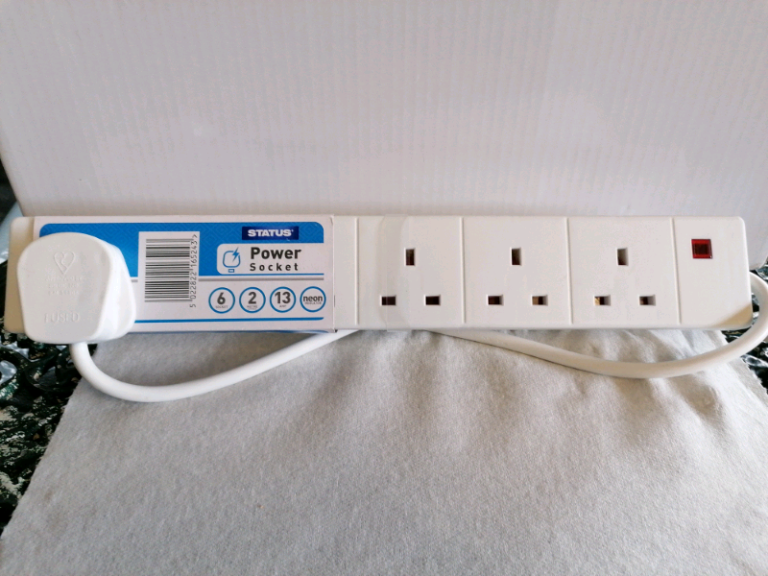 6 SOCKET EXTENSION LEAD 2 METRE CABLE NEW