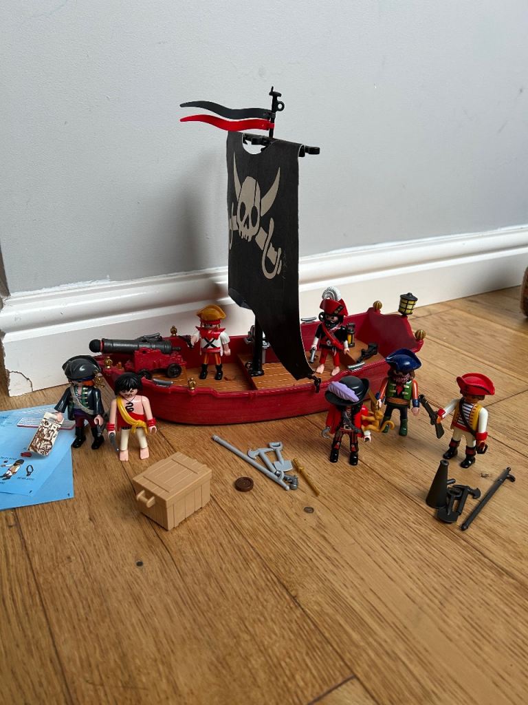 Playmobil Pirate set. 