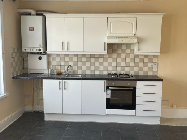 2 Bedroom Flat for Rent in Leytonstone