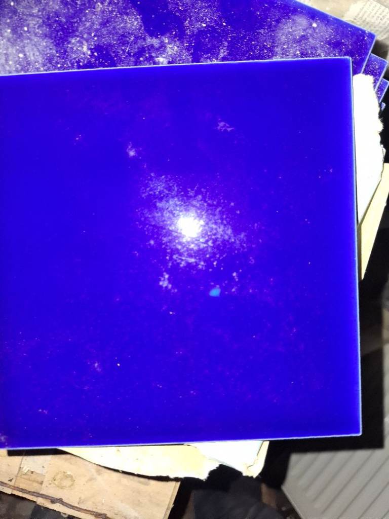 DEEP BLUE CERAMIC WALL TIlES