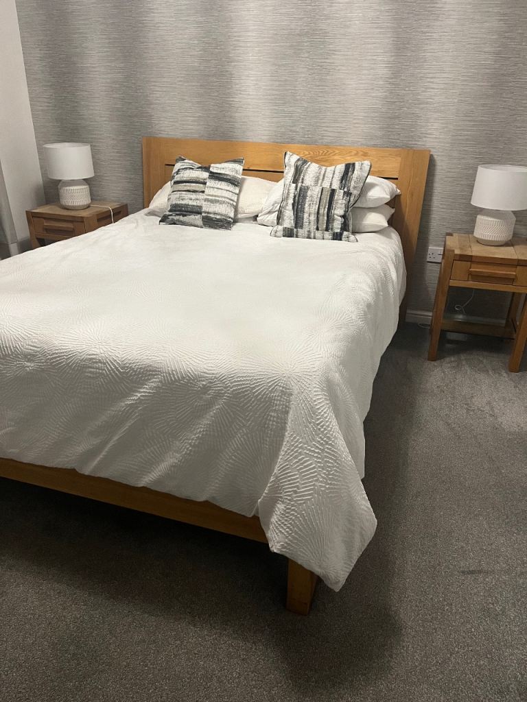 Oak bed and oak side tables