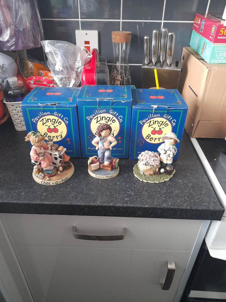 3 zingle Berry ornaments 