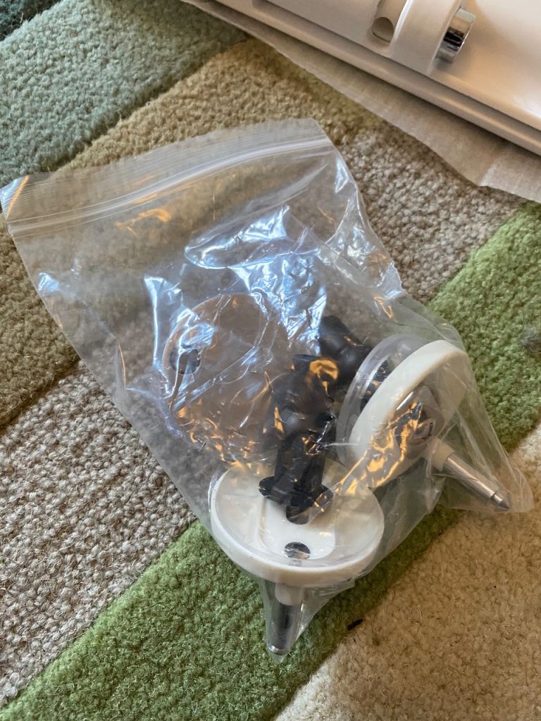 Brand New White Toilet Seat with Fittings for Sale in Comiston, Edinburgh
