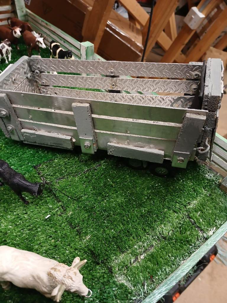 Farm toys check all pics.