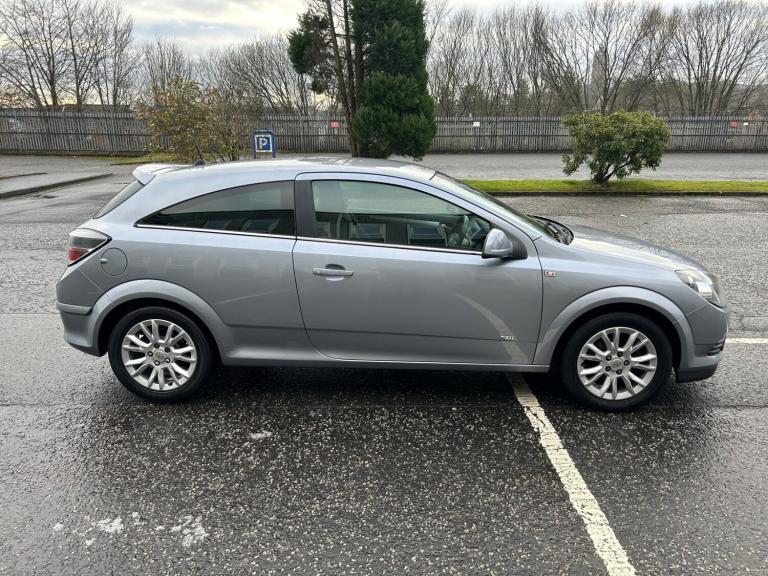 2010 Vauxhall Astra 1.6i 16V SRi [115] 3dr HATCHBACK Petrol Manual