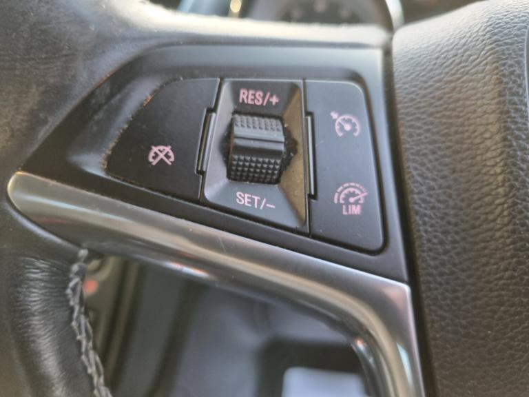 2014 Vauxhall Mokka 1.4T SE SUV 5dr Petrol Auto 2WD Euro 5 (140 ps) Petrol