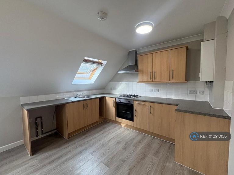 1 bedroom flat in Priory Court, Bournemouth, BH9 (1 bed) (#2910156)