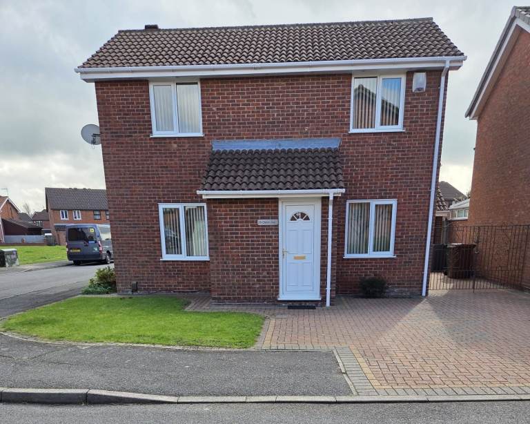 3 Bedroom Detached House in Outram Way, Stensonfields, Derby, DE24 3EH