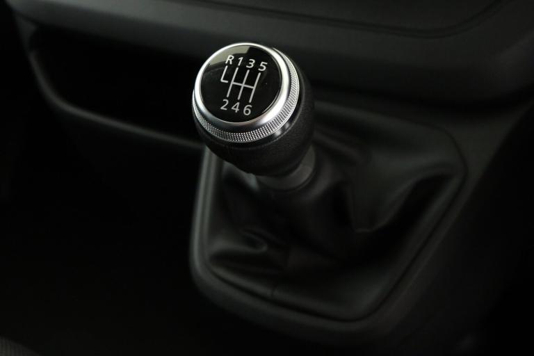 2025 Renault Trafic SL30 Blue dCi 130 Advance [Safety] Panel Van Diesel Manual