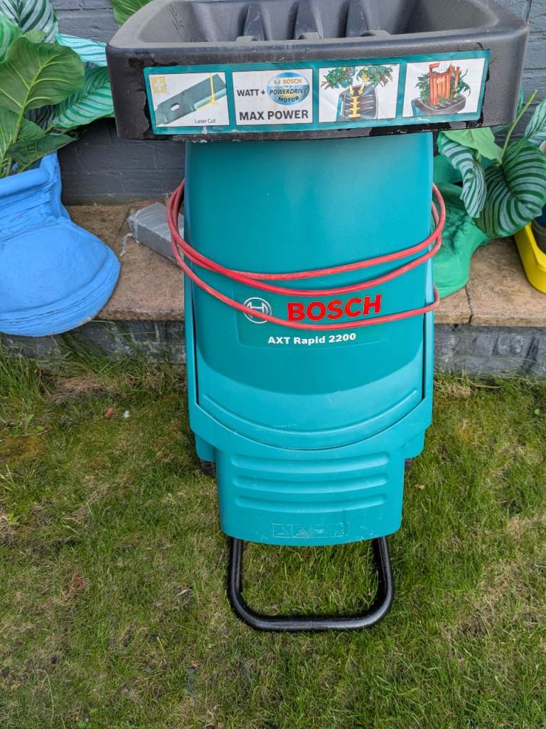The Bosch AXT Rapid 2200 Garden Shredder 