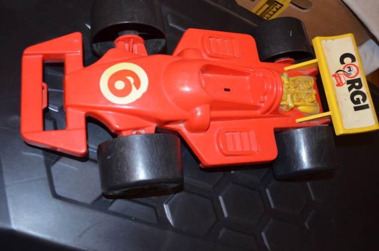 CORGI RACING CAR 15" STORAGE FOR CARS 