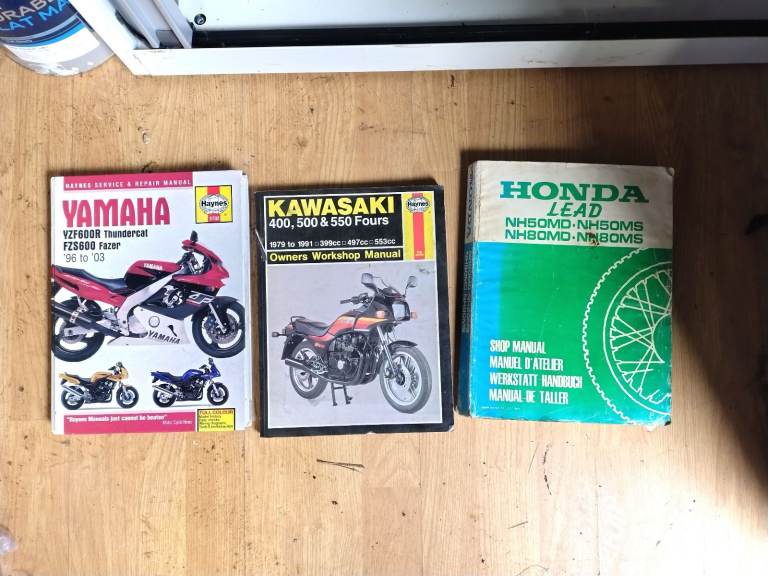 Motorcycle repair manual's 