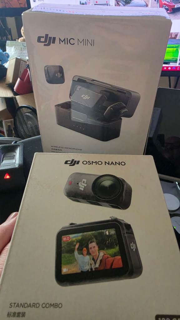 DJI OSMO NANO 128GB Mic Mini + Many Extra's ~ Wide Angle Lens ~ Filters ~ 10x Macro Extra's