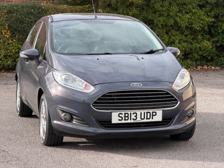 2013 Ford, FIESTA, Zetec 1.0 Litre Petrol 5 doors Manual Low Mileage 