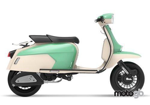 Royal Alloy GP 125cc Modern Classic Retro Automatic Moped Scooter For Sale