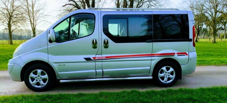 Renault, TRAFIC, Window Van, 2012, Semi-Auto, 1996 (cc)