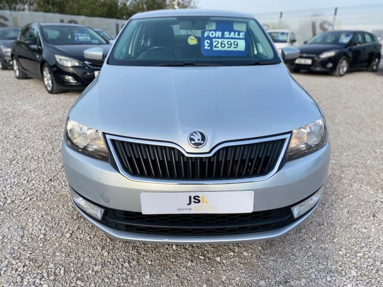 2014 Skoda rapid 1.6 tdi se 5 door 
