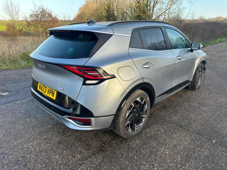 2023 KIA SPORTAGE GT LINE BREAKING SPARES PARTS