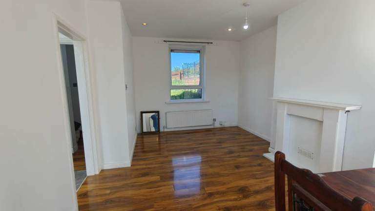 Spacious 3-Bed House for Rent – S2 5BH