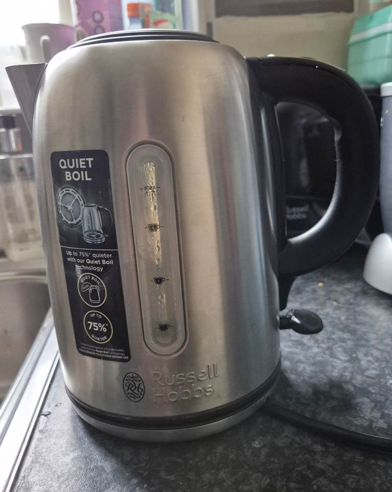 Russell Hobbs 1.7L kettle. Quiet Boil. VGC