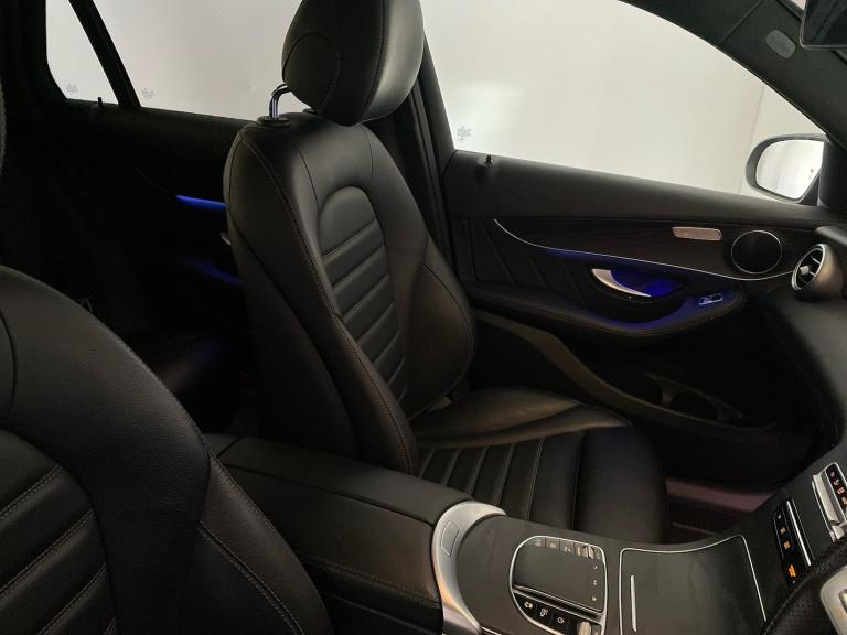 2020 Mercedes-Benz GLC 2.0 GLC300d AMG Line (Premium) SUV 5dr Diesel G-Tronic+ 4MATIC Euro 6 (s/s...