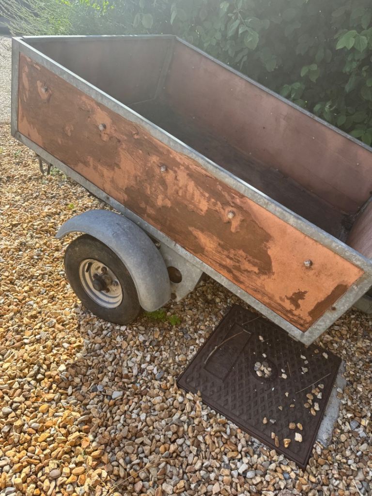 Small trailer