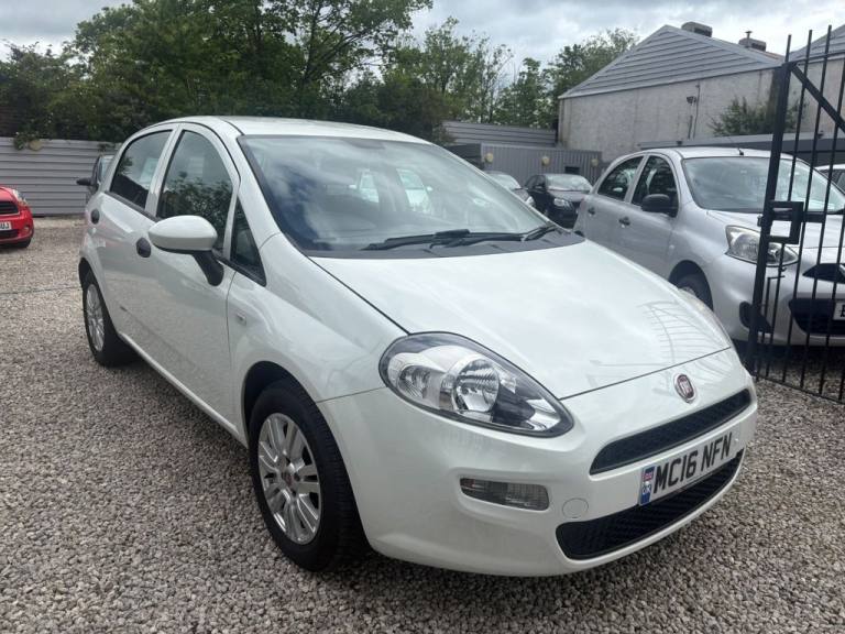 2016 Fiat Punto 1.2 Pop+ 5dr HATCHBACK PETROL Manual