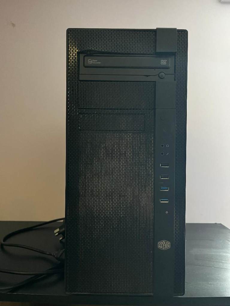 Custom built medium tower computer