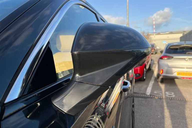 2025 MG MG HS 1.5 T-GDI 24.7kWh Trophy SUV 5dr Petrol Plug-in Hybrid Auto Euro 6 (s/s) (2 SUV Hyb...