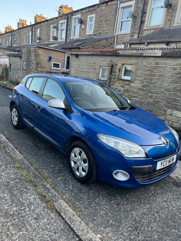 Renault, MEGANE, Hatchback, 2011, Manual, 1598 (cc), 5 doors