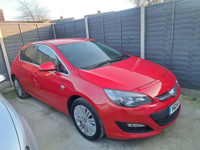 2014 Vauxhall Astra 1.4i 16V Excite 5dr HATCHBACK Petrol Manual
