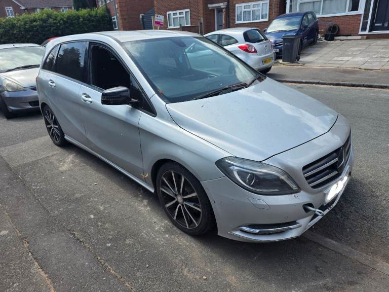 2013 Mercedes B180 Cdi B Class W246 breaking for parts spares