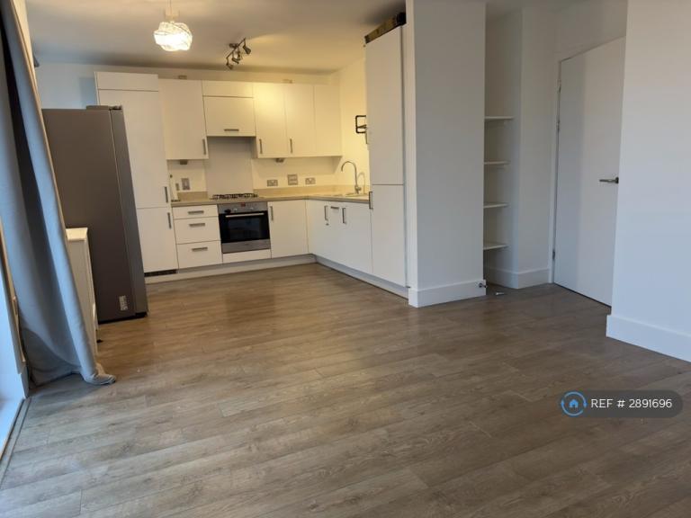 2 bedroom flat in Duckett Street, London, E1 (2 bed) (#2891696)