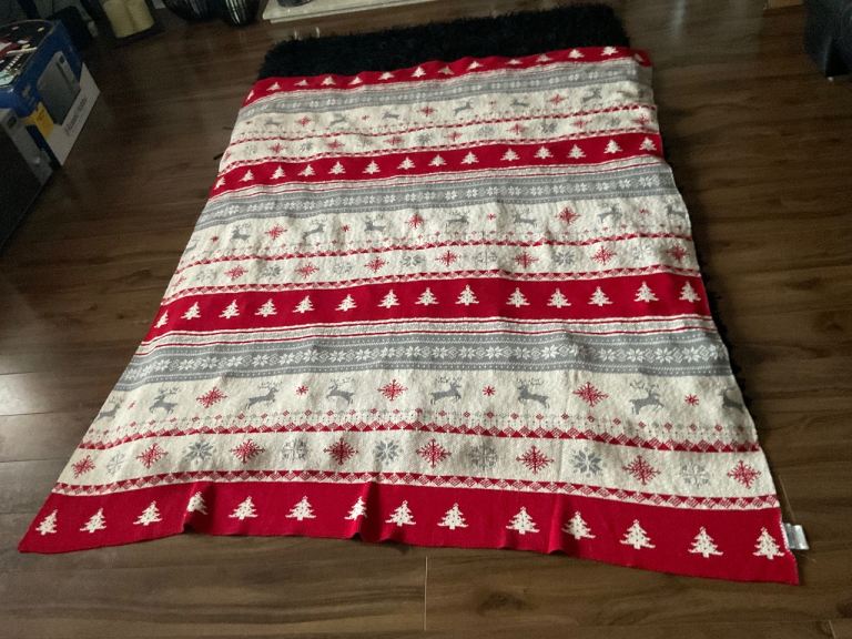 Artisan Deluxe hand made throw