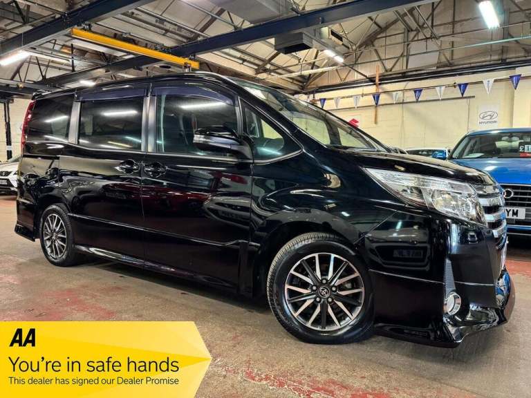 1970 Toyota Noah 2.0 Petrol Automatic 8 Seats 5dr Petrol Automatic